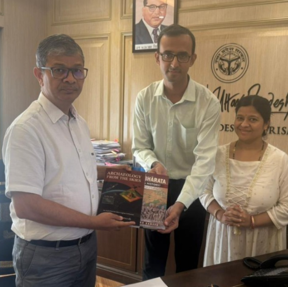 Secretary meeting photo placeholder